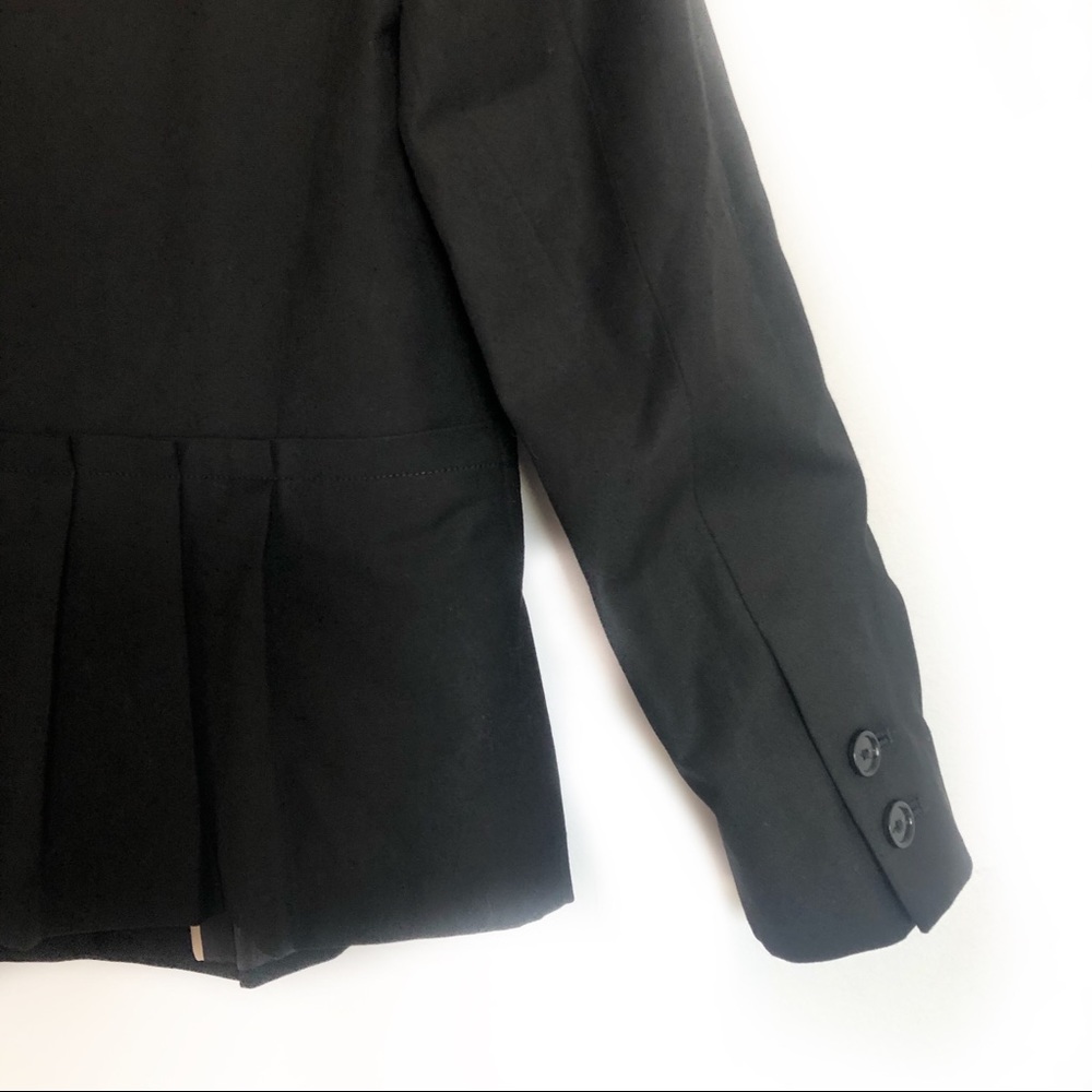 LOFT Black Pleat Back Blazer Career Jacket NWOT 4P - Picture 4 of 10